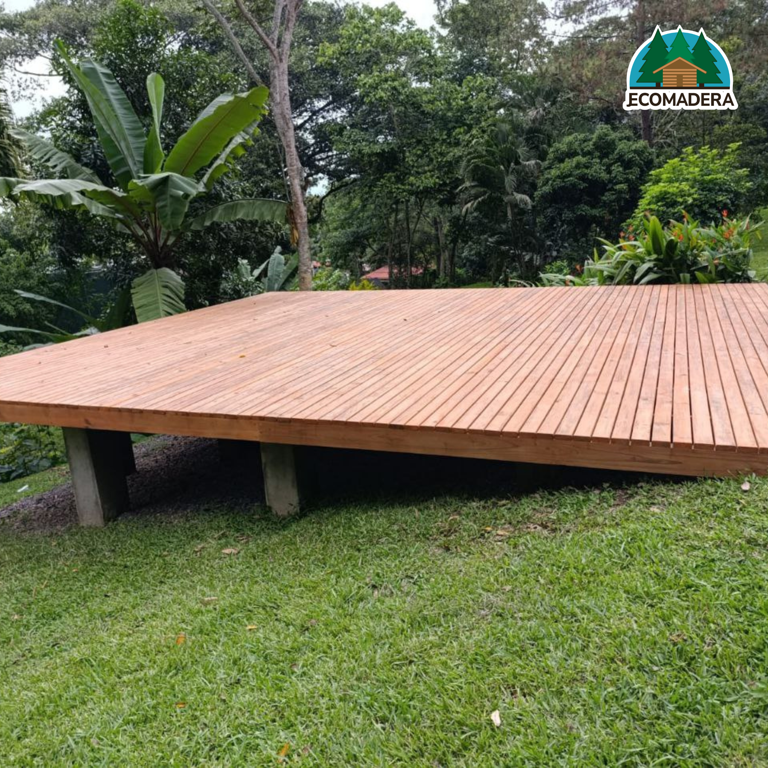 Deck de madera tratada, ecomadera